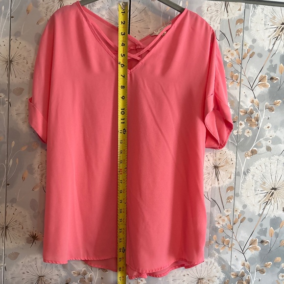 Pink Rose Women’s Top - Picture 5 of 5